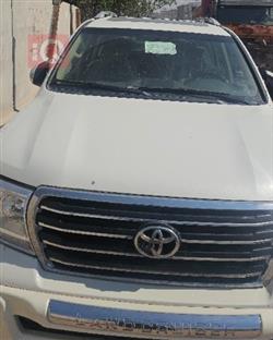 تۆیۆتا لاند کروزەر